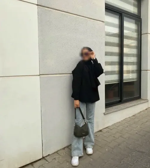 Annika, 26