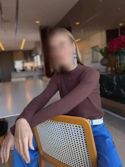 Lena, 39