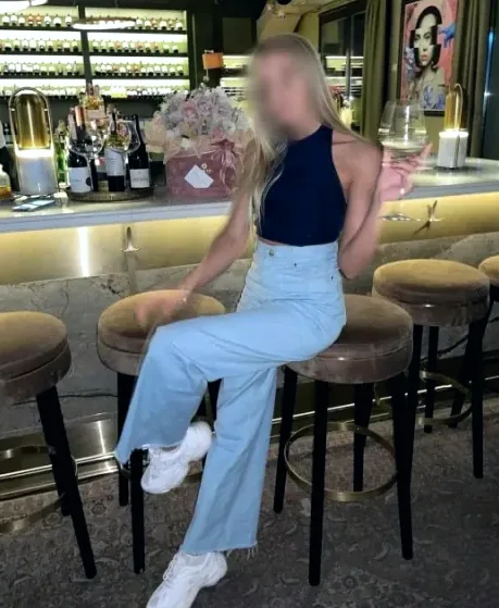 Luisa, 34