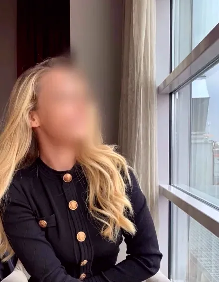 Nadine, 34
