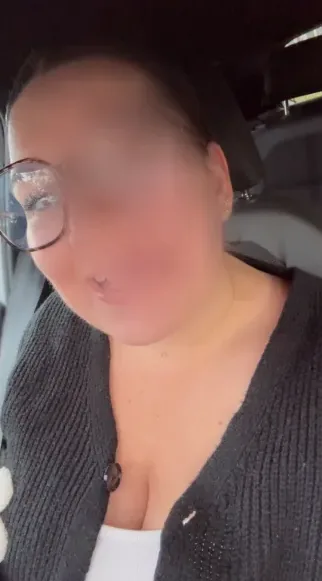 Nora, 27