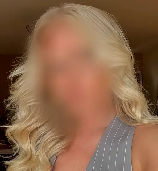 Ramona, 35