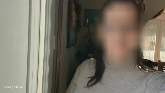Stefanie, 33